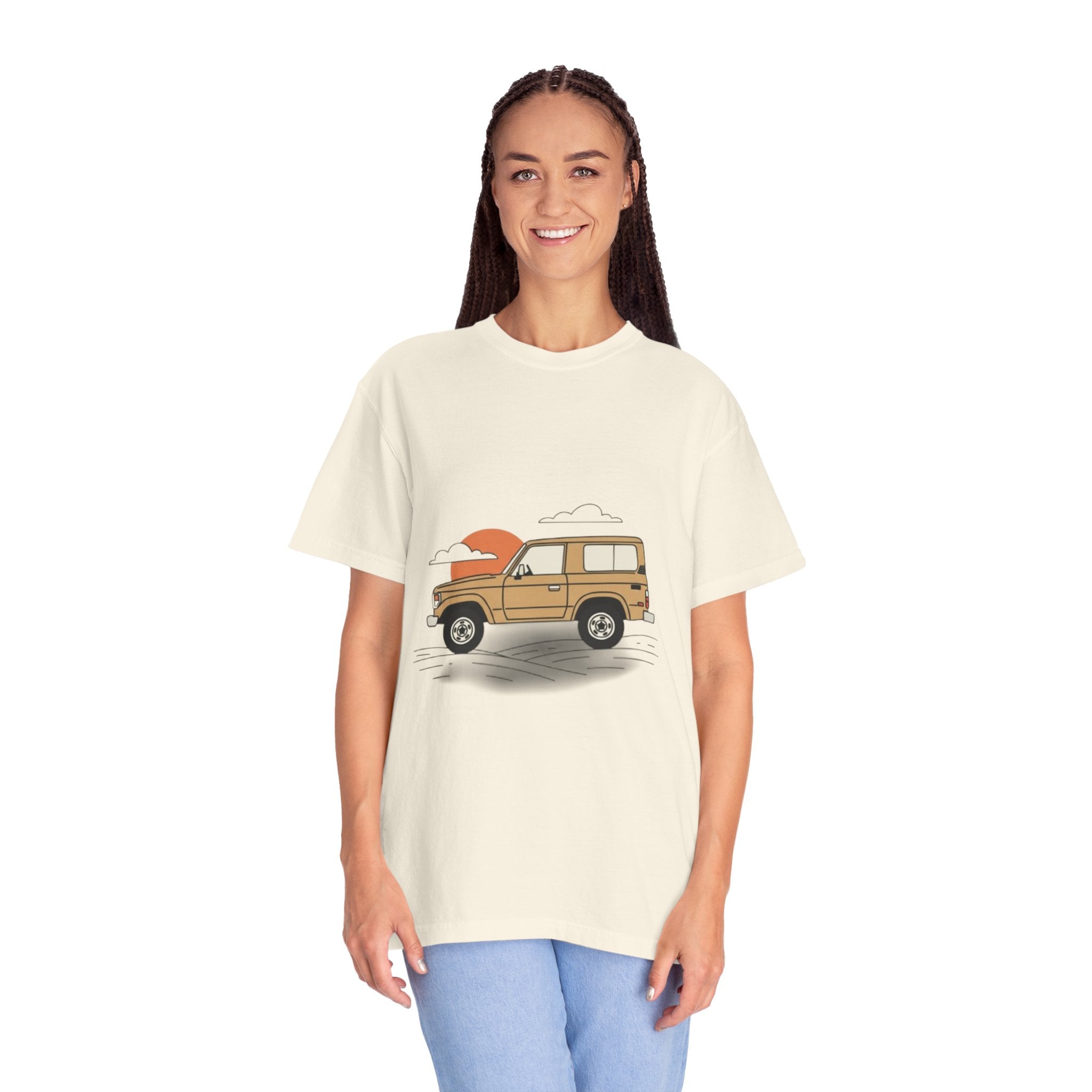 Retro SUV Adventure T-Shirt — Vintage Off-Road Van Sunset Tee
