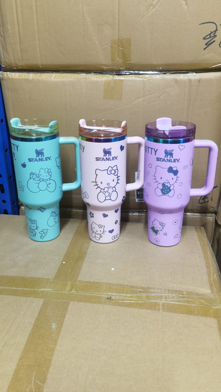 Stanley 40 oz Tumbler – Hello Kitty Limited Edition