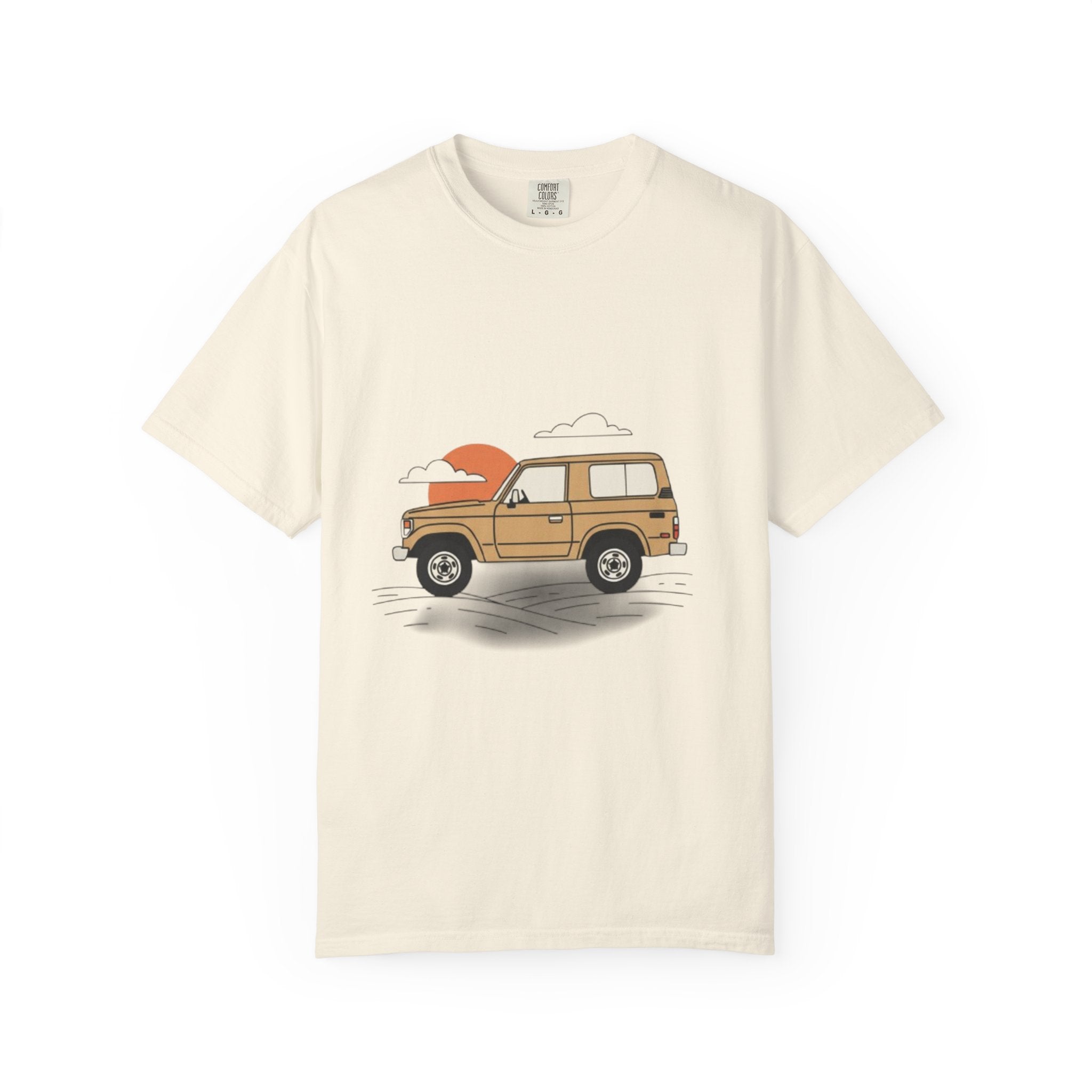 Retro SUV Adventure T-Shirt — Vintage Off-Road Van Sunset Tee