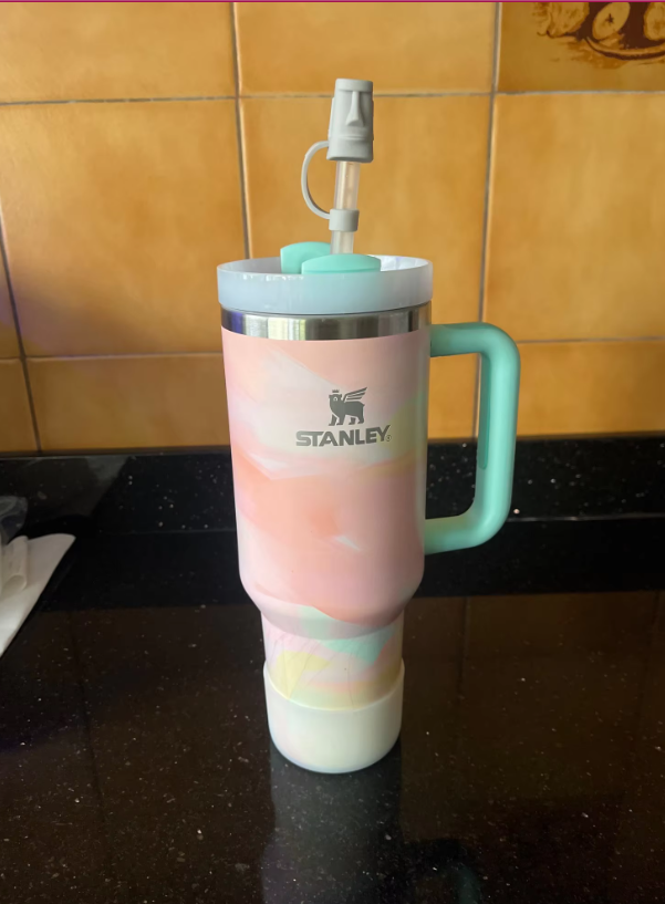 Colorful Silicone Protective Boot for Tumblers – Anti-Slip & Noise-Reducing Sleeve